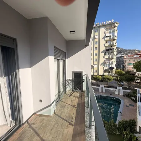 Midpoint Luxury At Cleopatra Apartament Alanya